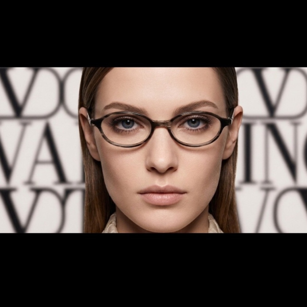 Authentic Valentino luxury designer Tortoise Oval prescription
Eyeglasses frames